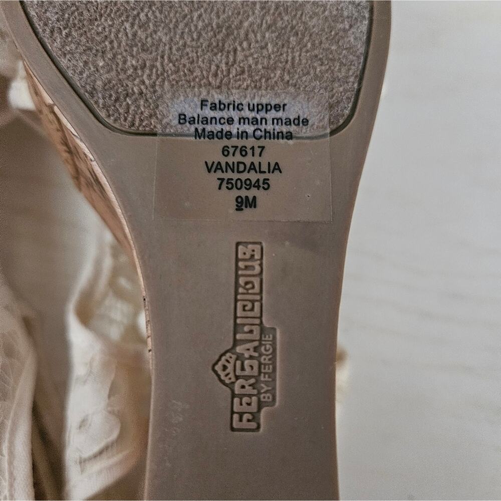 Fergalicious Vandalia Cream Women's size 9 M Lace Wedge Sandal Shoes - Picture 8 of 8